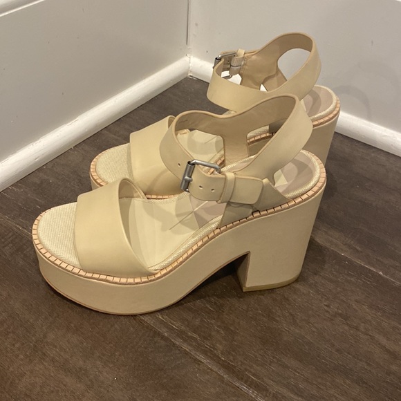Dolce Vita Shoes Dolce Vita Vanilla Leather Platform Sandals Poshmark